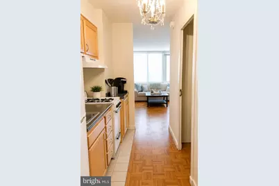 604 S Washington Square #713, Philadelphia, PA 19106 - Photo 4