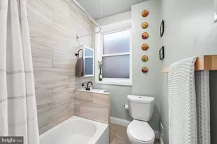 1542 N Hollywood St, Philadelphia, PA 19121 - Photo 12