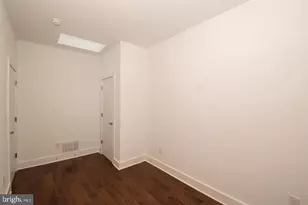 1956 N 8th St, Philadelphia, PA 19122 - Photo 18