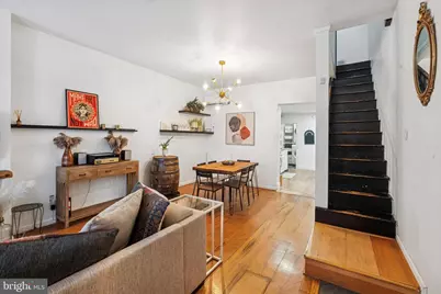 105 W Oxford Street, Philadelphia, PA 19122 - Photo 2