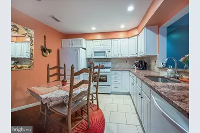 72203 Delaire Landing Road #203, Philadelphia, PA 19114 - Photo 12