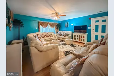 72203 Delaire Landing Road #203, Philadelphia, PA 19114 - Photo 6