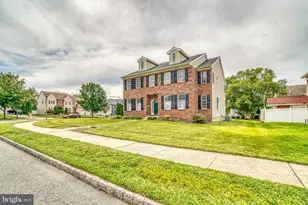 9902 Player Dr, Philadelphia, PA 19115 - Photo 2