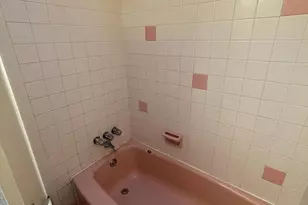 3937 Ellington Rd, Philadelphia, PA 19131 - Photo 12