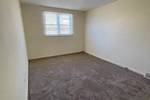 3937 Ellington Rd, Philadelphia, PA 19131 - Photo 8