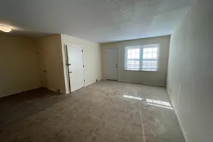 3937 Ellington Rd, Philadelphia, PA 19131 - Photo 4