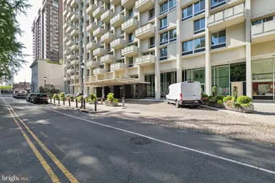 604 S Washington Square #1806, Philadelphia, PA 19106 - Photo 1