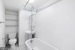 320 S Juniper St, Philadelphia, PA 19107 - Photo 8