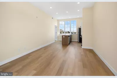 1701 S 4th Street #407, Philadelphia, PA 19148 - Photo 8