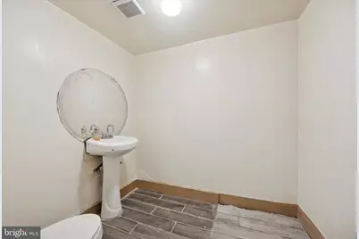 2045 W Toronto Street, Philadelphia, PA 19132 - Photo 10