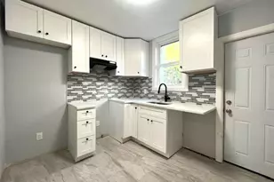 2437 W Toronto St, Philadelphia, PA 19132 - Photo 8