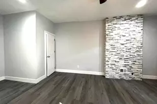 2437 W Toronto St, Philadelphia, PA 19132 - Photo 4