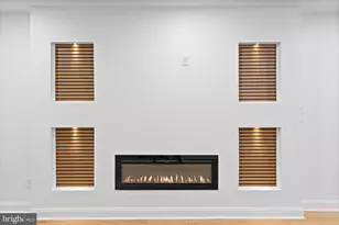 7331 E Walnut Ln, Philadelphia, PA 19138 - Photo 6