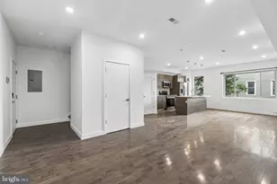 1945 N 7th St, Philadelphia, PA 19122 - Photo 6