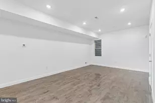 1945 N 7th St, Philadelphia, PA 19122 - Photo 16