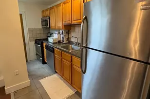 929 Edgemore Rd, Philadelphia, PA 19151 - Photo 4