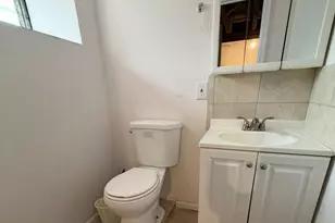 929 Edgemore Rd, Philadelphia, PA 19151 - Photo 14