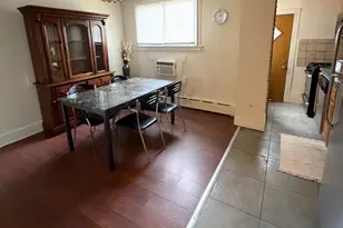 929 Edgemore Rd, Philadelphia, PA 19151 - Photo 2