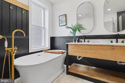 2530 W Girard Avenue, Philadelphia, PA 19130 - Photo 14