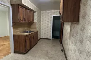 2746 Elbridge St, Philadelphia, PA 19149 - Photo 6