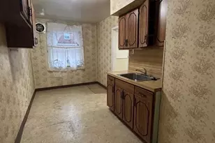 2746 Elbridge St, Philadelphia, PA 19149 - Photo 8