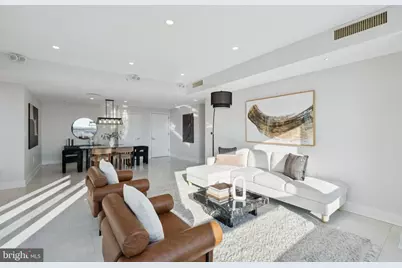 717 S Chris Columbus Boulevard #802, Philadelphia, PA 19147 - Photo 4