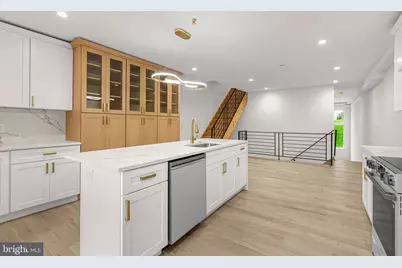 2429 Hartranft Street, Philadelphia, PA 19145 - Photo 32