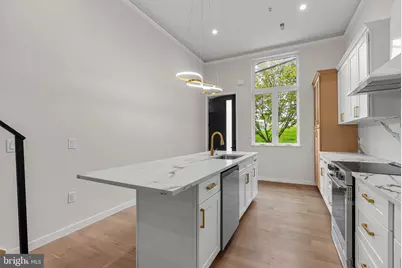 2427 Hartranft Street, Philadelphia, PA 19145 - Photo 4