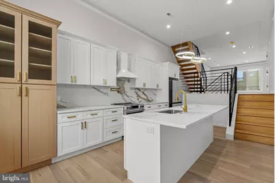 2427 Hartranft Street, Philadelphia, PA 19145 - Photo 2
