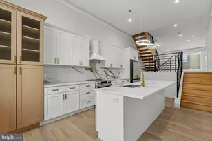 2427 Hartranft St, Philadelphia, PA 19145 - Photo 2