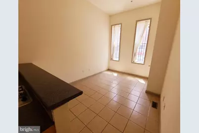 1607 W Oxford Street #3FL, Philadelphia, PA 19121 - Photo 2