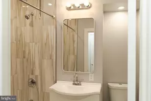 6613 N 17th St, Philadelphia, PA 19126 - Photo 28