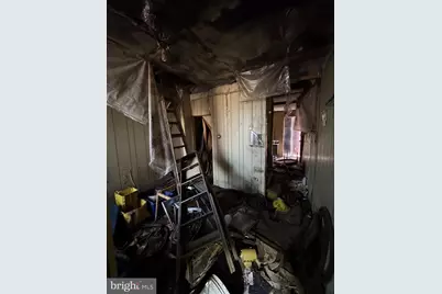 2417 N Waterloo Street, Philadelphia, PA 19133 - Photo 10