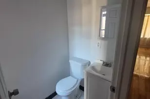 870 N 47th St, Philadelphia, PA 19139 - Photo 16