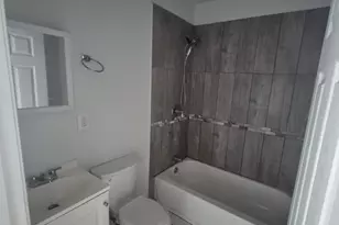 870 N 47th St, Philadelphia, PA 19139 - Photo 18