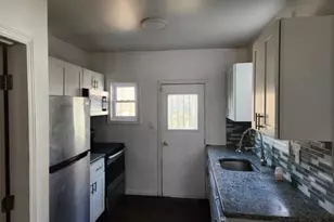 2043 S Aikens St, Philadelphia, PA 19142 - Photo 6