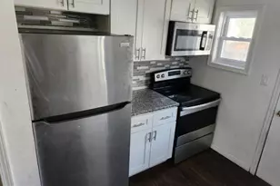 2043 S Aikens St, Philadelphia, PA 19142 - Photo 8