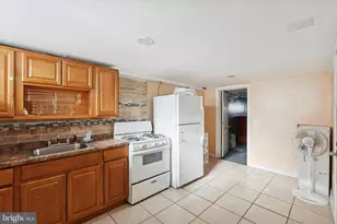 213 E Claremont Rd, Philadelphia, PA 19120 - Photo 20