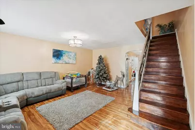 213 E Claremont Road, Philadelphia, PA 19120 - Photo 2