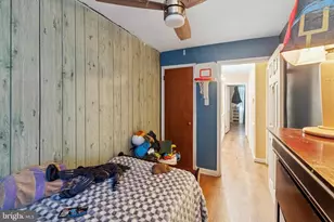 213 E Claremont Rd, Philadelphia, PA 19120 - Photo 10