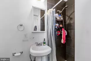 1724 Monument St, Philadelphia, PA 19121 - Photo 16