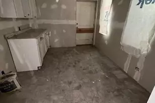 2410 N Garnet St, Philadelphia, PA 19132 - Photo 10