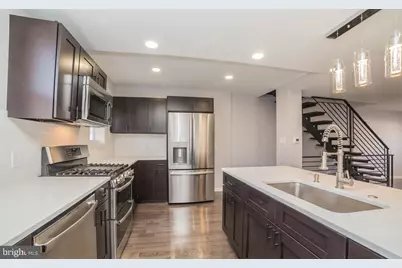 1607 S 28th Street, Philadelphia, PA 19145 - Photo 6