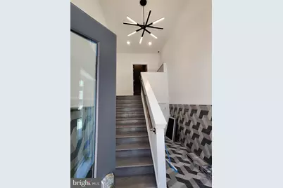 812 N 16th Street #6, Philadelphia, PA 19130 - Photo 2