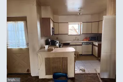 7353 Buist Avenue, Philadelphia, PA 19153 - Photo 4