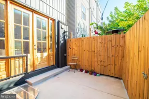 2246 Sears St, Philadelphia, PA 19146 - Photo 6