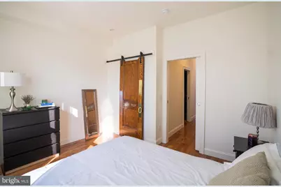 2246 Sears Street, Philadelphia, PA 19146 - Photo 14