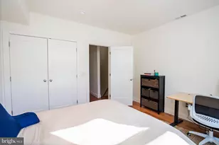 2246 Sears St, Philadelphia, PA 19146 - Photo 12