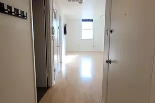 2015 Chestnut St, Philadelphia, PA 19103 - Photo 2