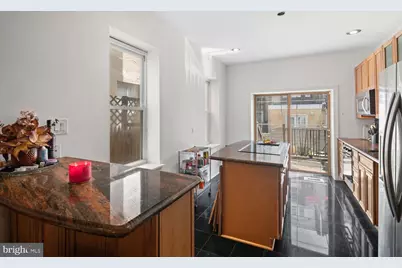 2320 Fitzwater Street, Philadelphia, PA 19146 - Photo 12